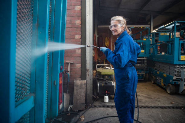 Best Oil and Grease Removal from Surfaces in Cortland West, NY